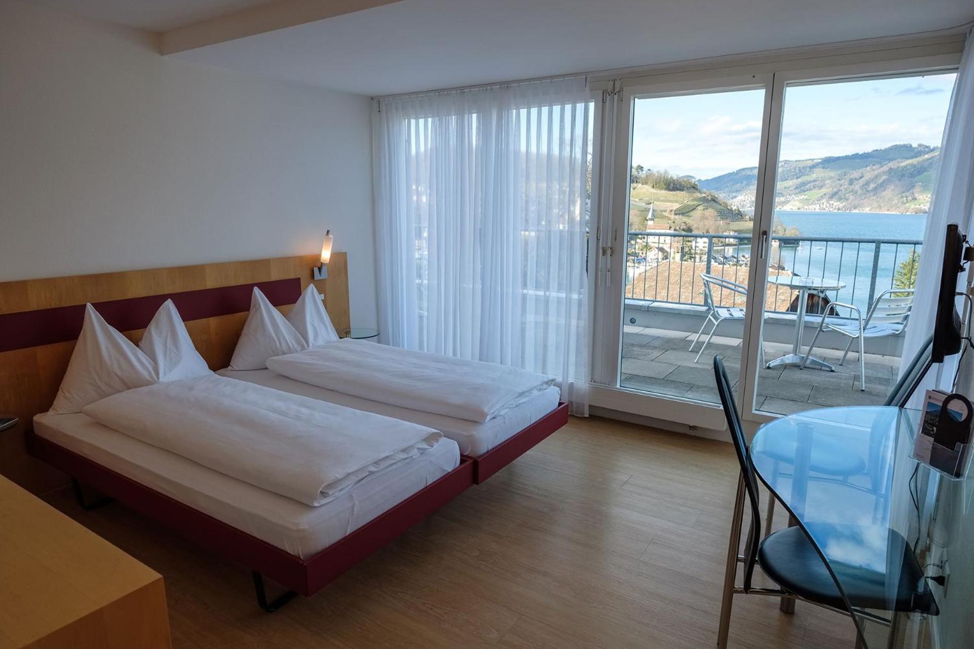 Seaside 3*